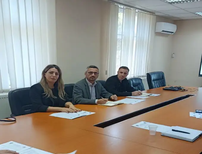 Mbledhja e parë e Këshillit të Etikës në Akademinë e Kosovës për Siguri Publike
